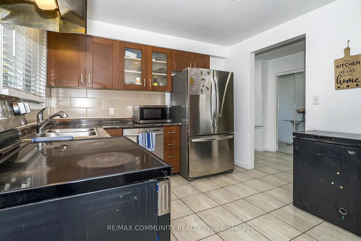 Additional image 6 of 109 Adelaide Avenue