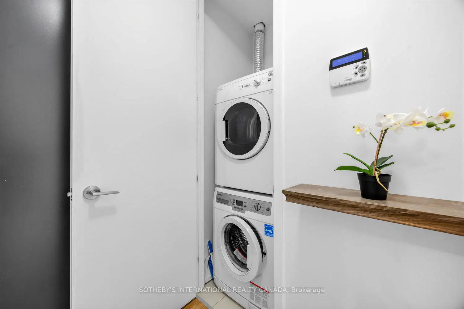 Additional image 11 of 377 Madison Avenue 714