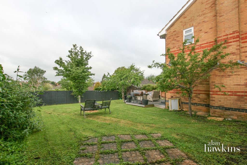Additional image 17 of 4 bed detached house to rentOtter Way, Royal Wootton Bassett, Wiltshire SN4