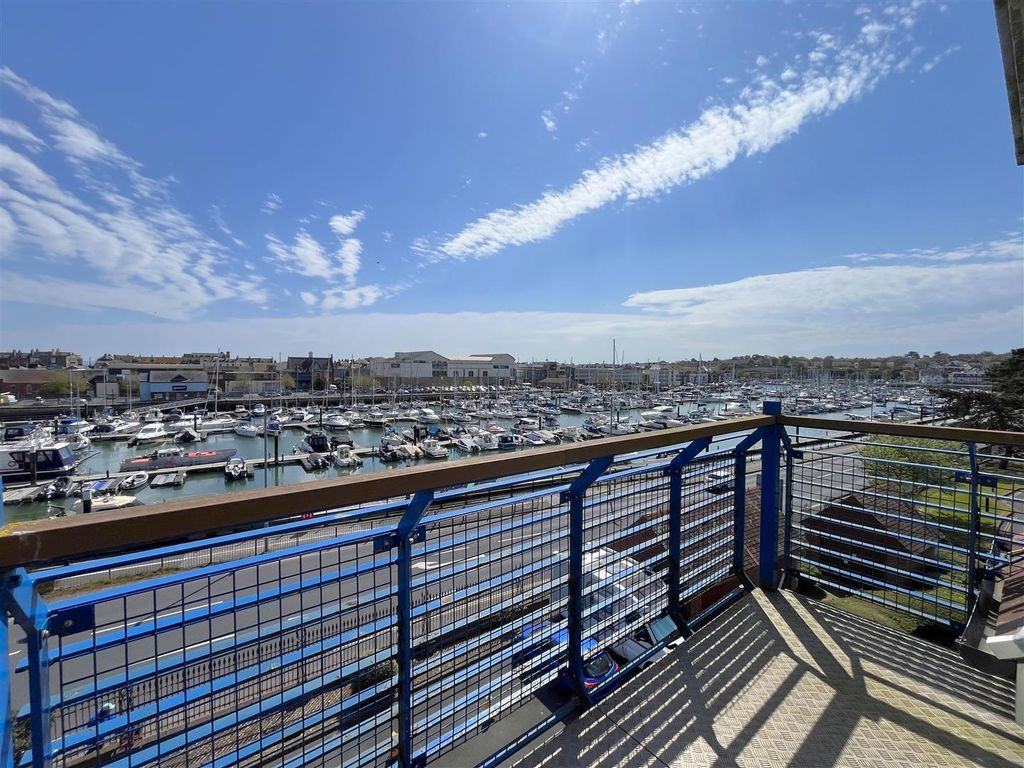 Additional image 2 of 2 bed flat for saleCorscombe Close, Weymouth DT4
