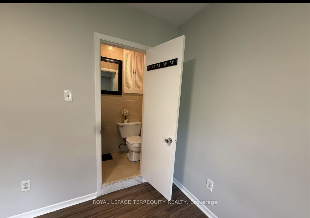 Additional image 6 of 2 Axsmith Crescent, Toronto, ON, M2J 3K3