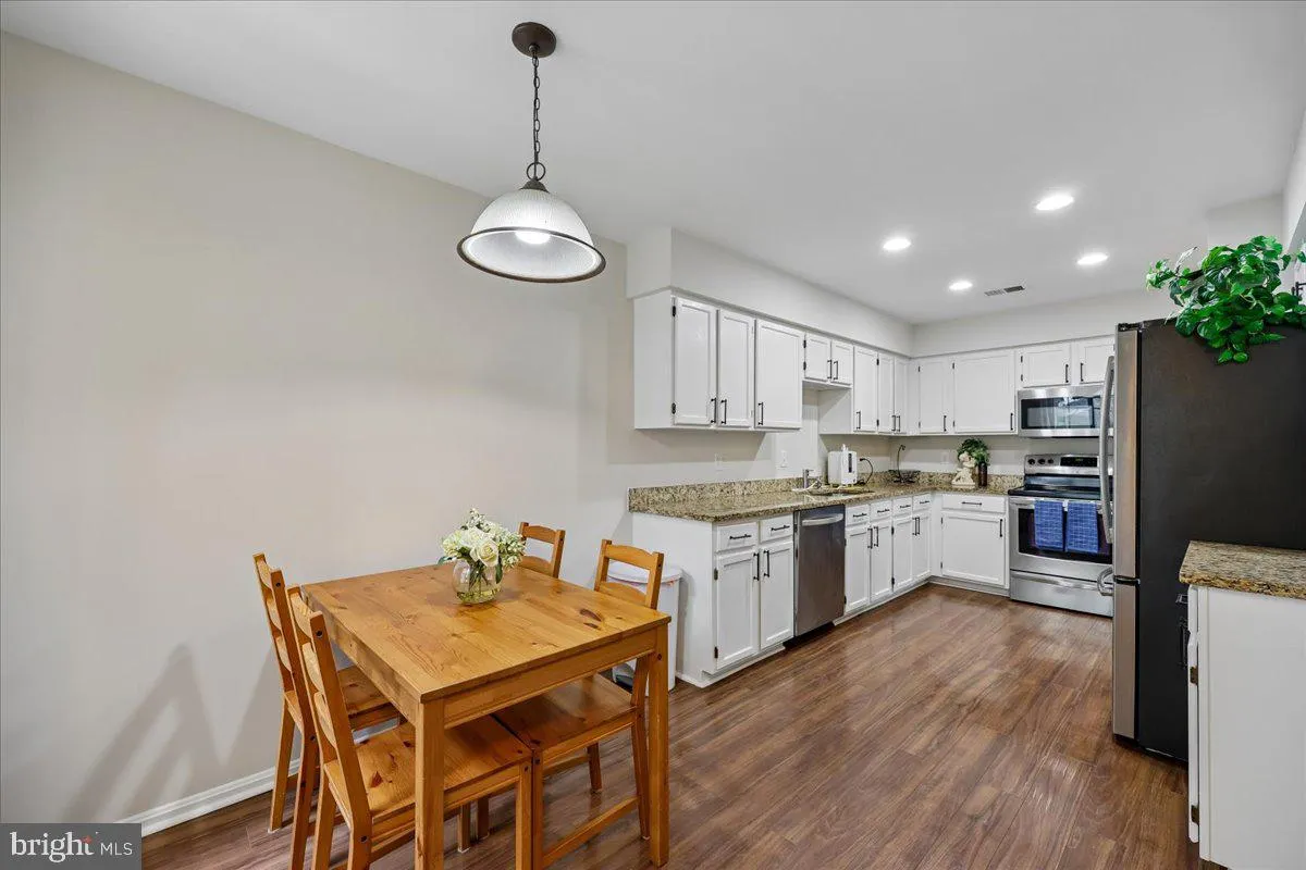 Additional image 100 of 32 Amarillo Court Unit 121, Germantown, MD 20874