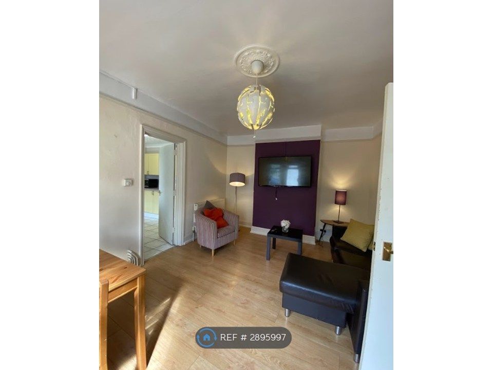 Additional image 12 of 3 bed flat to rentMilton Road, Southampton SO15