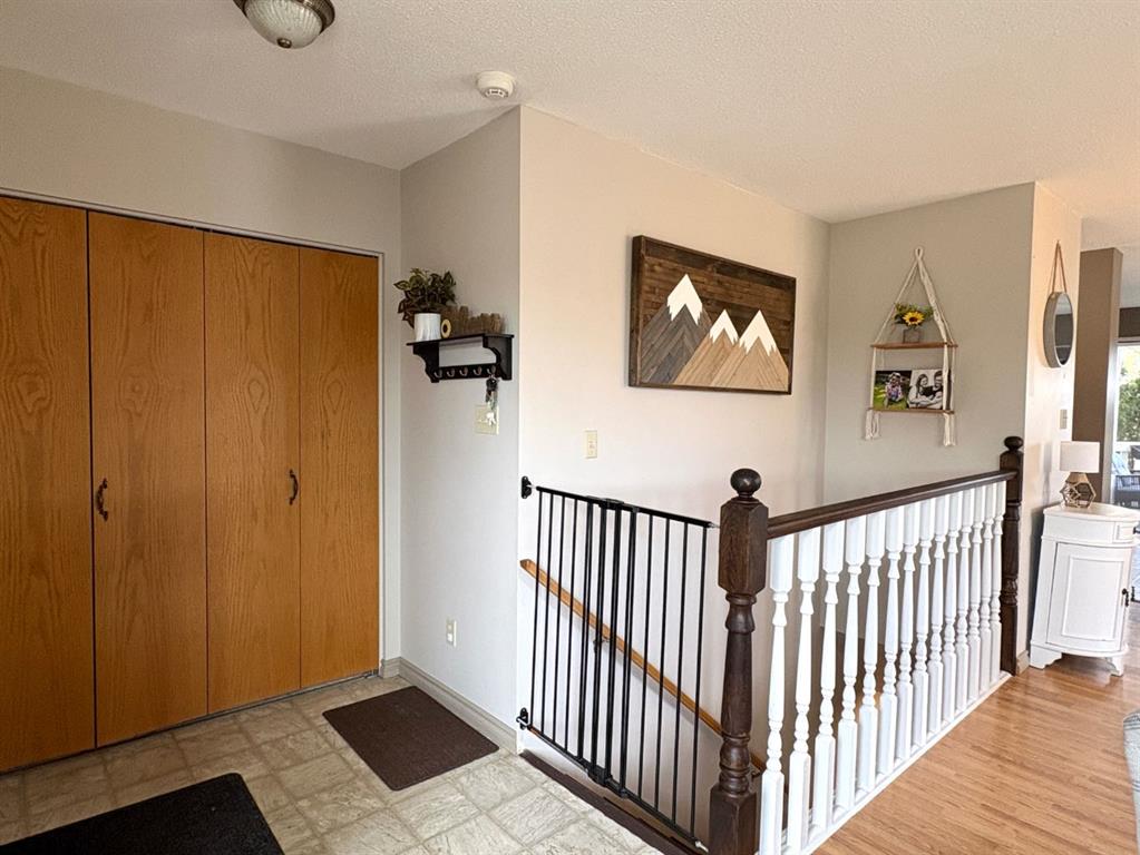 Additional image 4 of 5310 67 Street, Camrose, AB, T4V 4M1