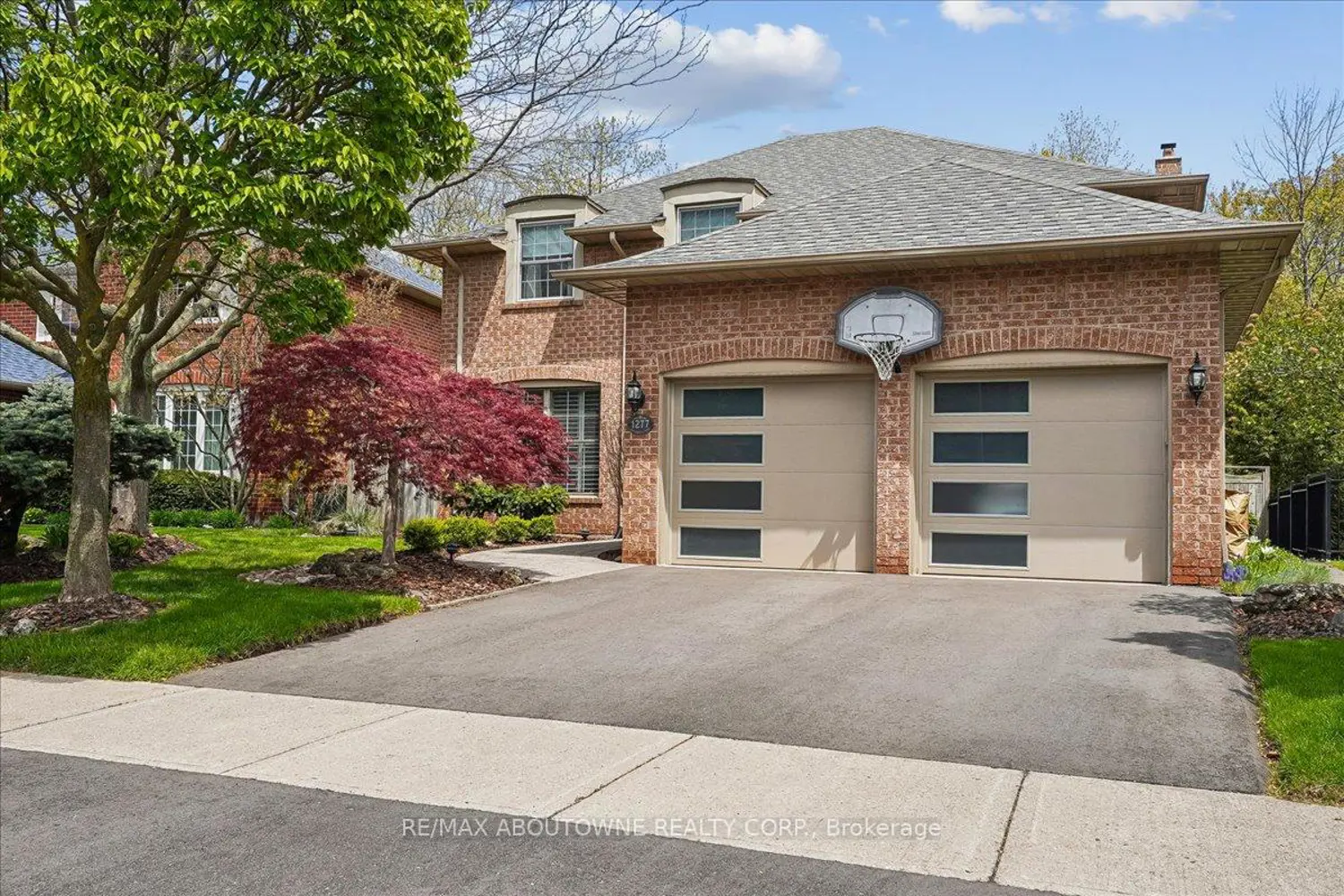 1277 Old Bridle Path