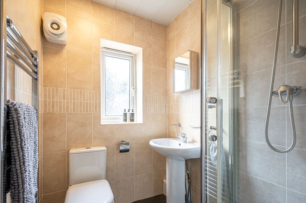 Additional image 9 of 8 bed shared accommodation to rentStanmore Crescent, Leeds LS4