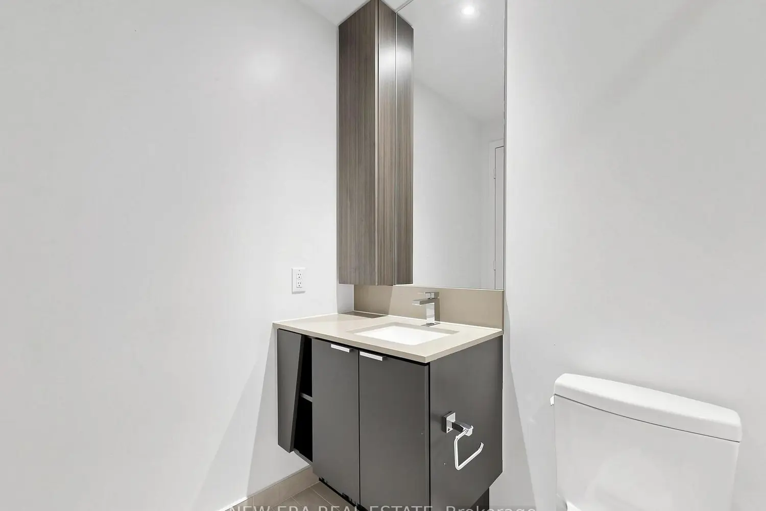 Additional image 17 of 3883 Quartz Road 2107
