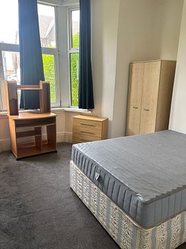 Richmond Road, Cardiff CF24, Room to rent