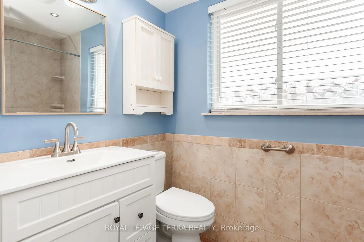 Additional image 8 of 2475 Brookhurst Road