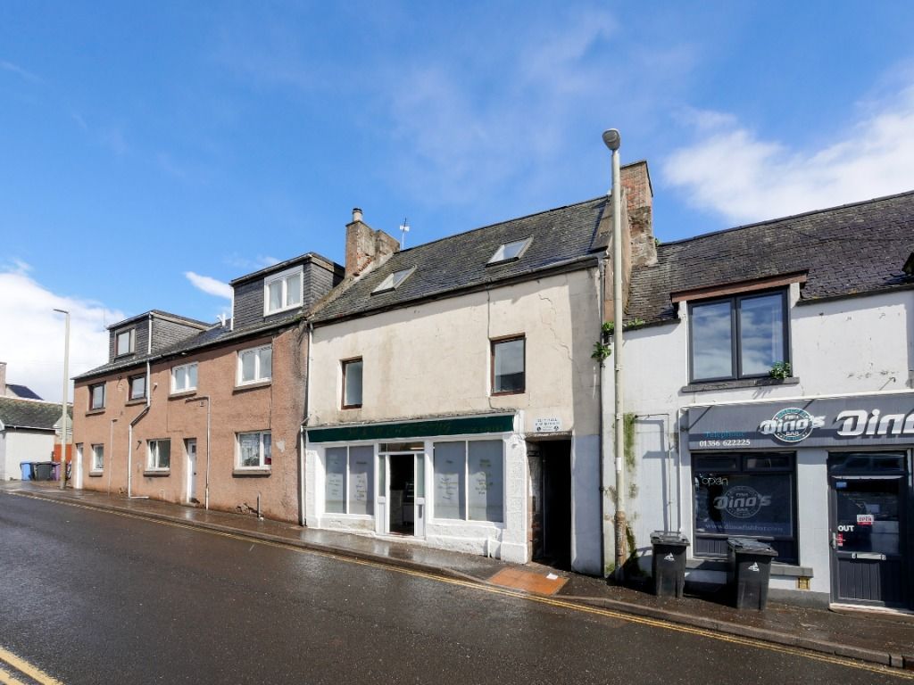 3 bed flat to rentMarket Street, Brechin, Angus DD9