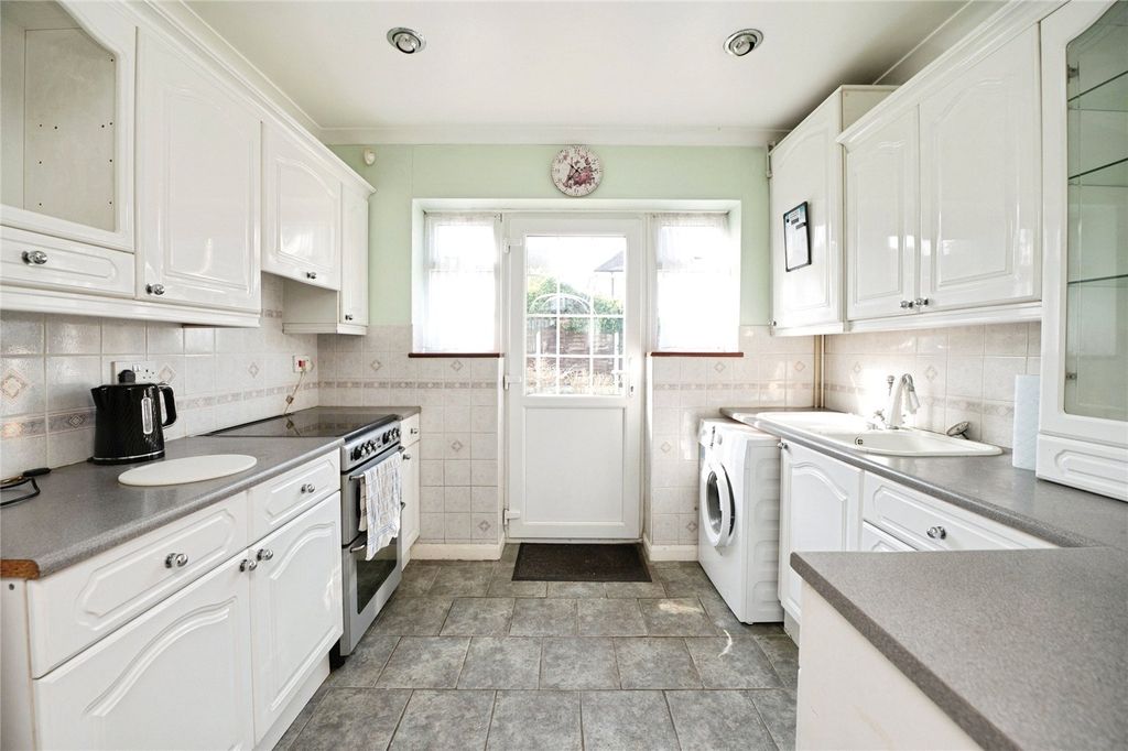 Additional image 4 of 3 bed semi-detached house for saleRenown Close, Romford RM7