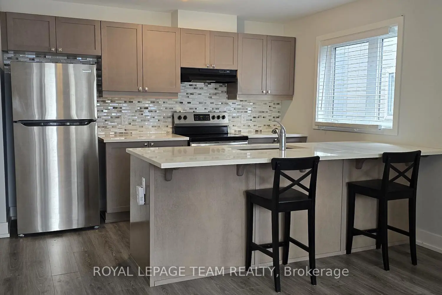 Additional image 2 of 226 Anyolite Private