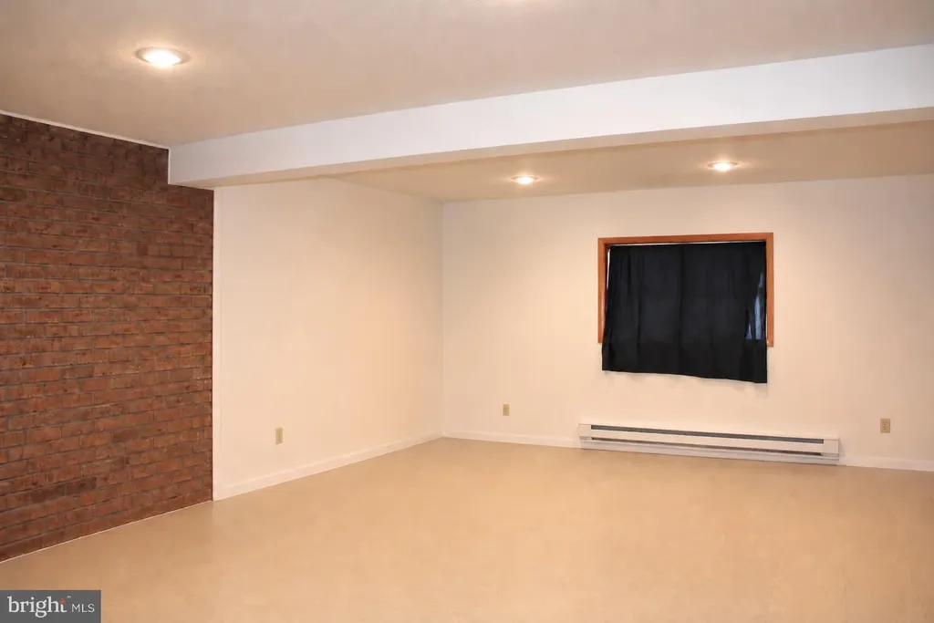 Additional image 92 of 14804 Bell Street, Cresaptown, MD 21502