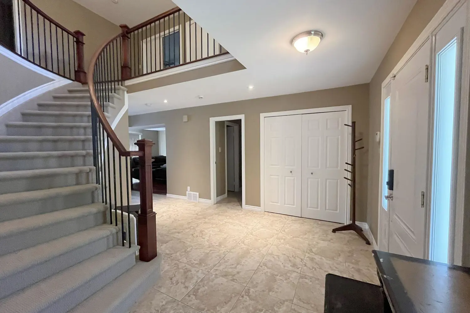 2 Inverness Avenue photo 3