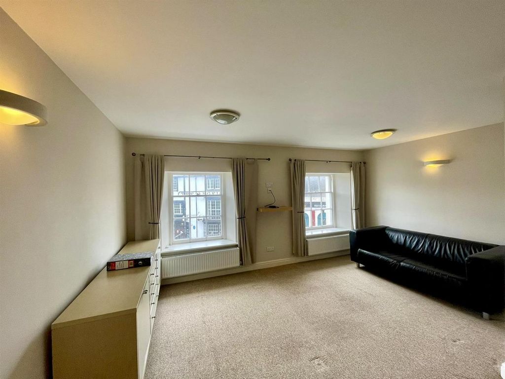 Additional image 10 of 2 bed flat to rentMarket Place, Coleford GL16