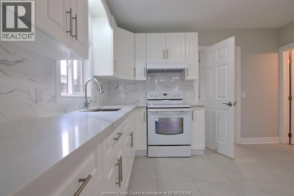 Additional image 5 of MAIN-1076 Janette Avenue, Windsor, ON, N9A5A3