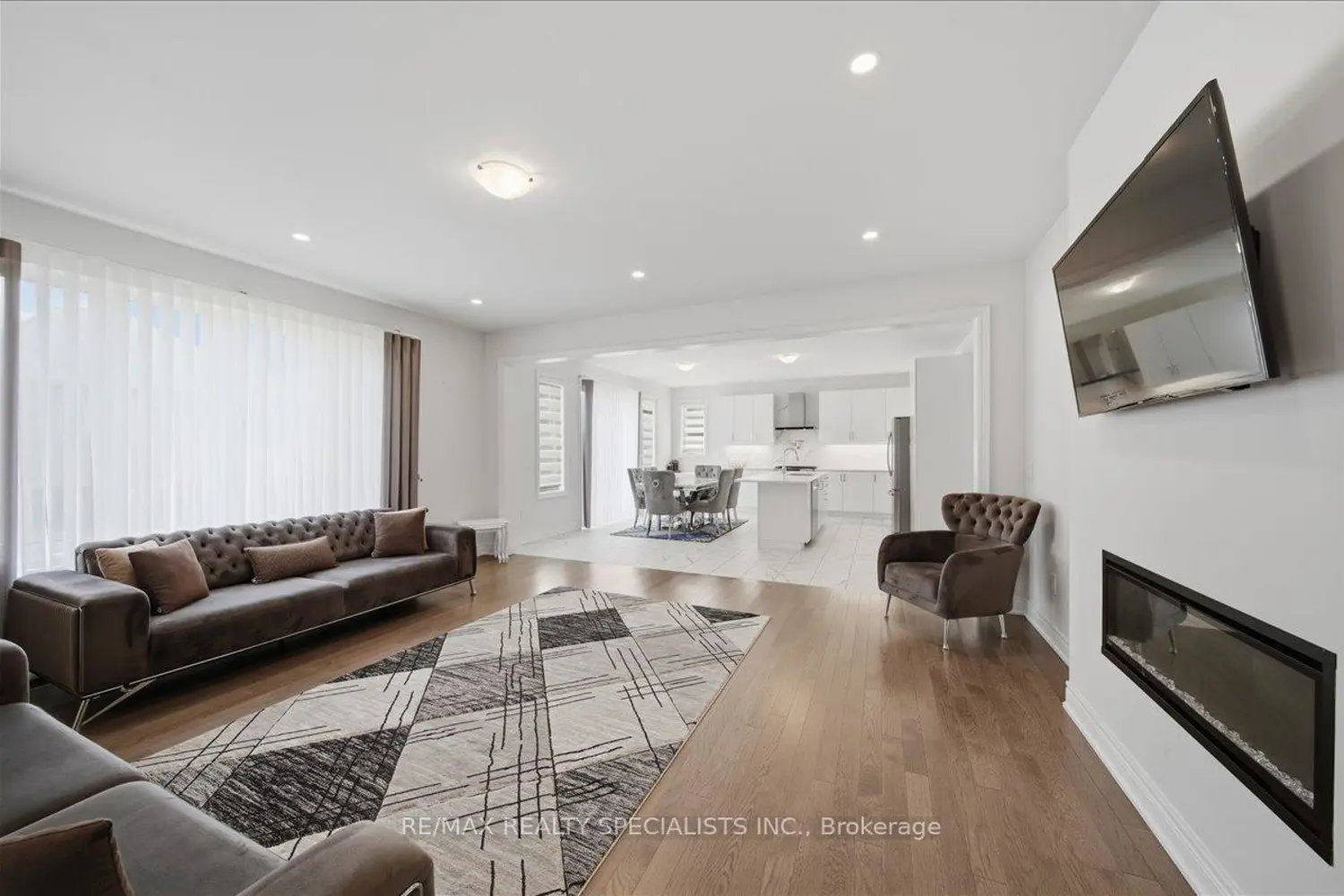 Additional image 11 of 1033 Langford Boulevard