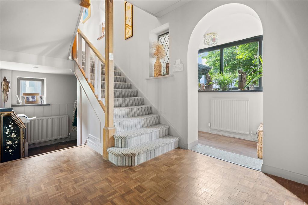 Additional image 3 of 4 bed detached house for saleManor Road, Hartlepool TS26
