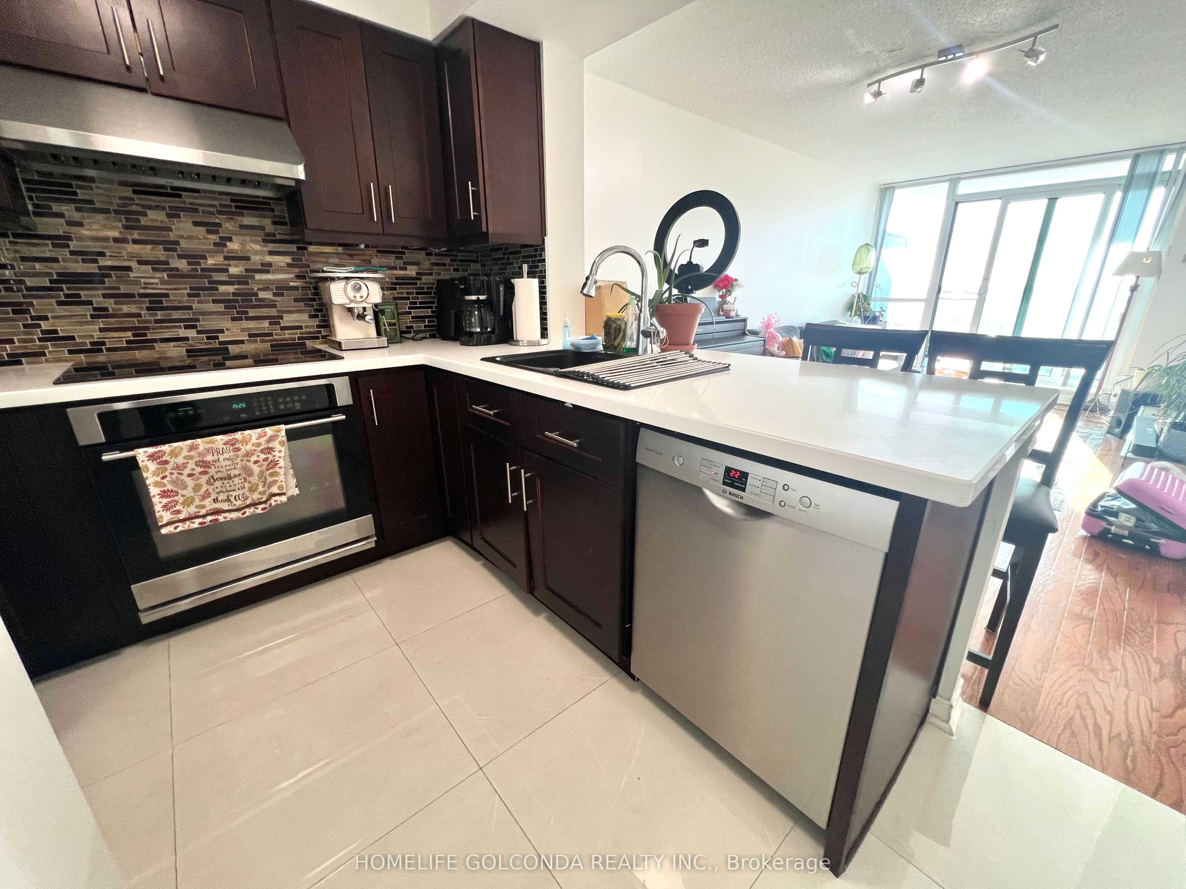Additional image 5 of 1602-4879 Kimbermount Avenue, Mississauga, ON, L5M 7R8