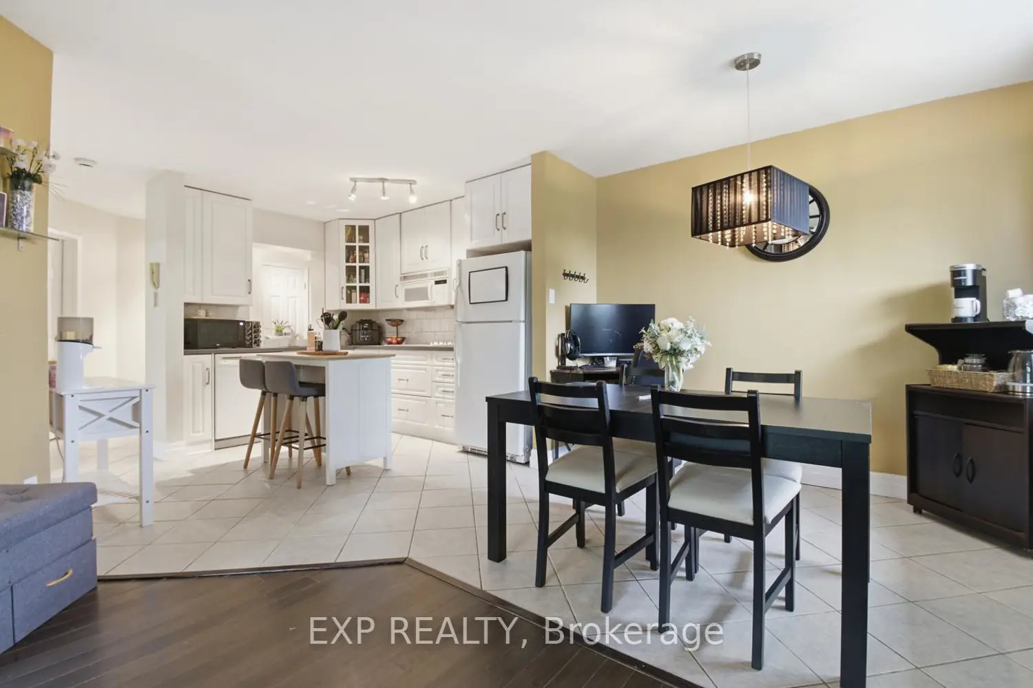Additional image 9 of 78 Welland Street 303