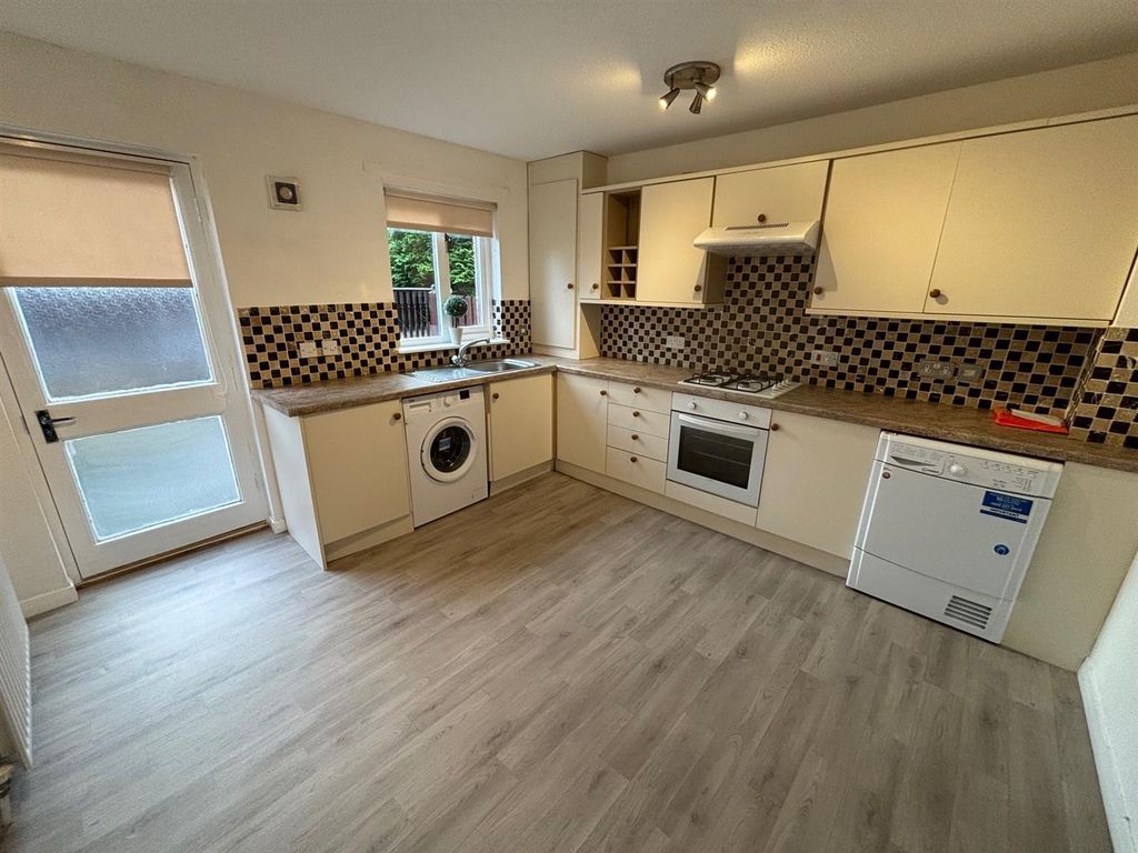 Additional image 4 of 2 bed semi-detached house to rentReid Grove, Motherwell ML1