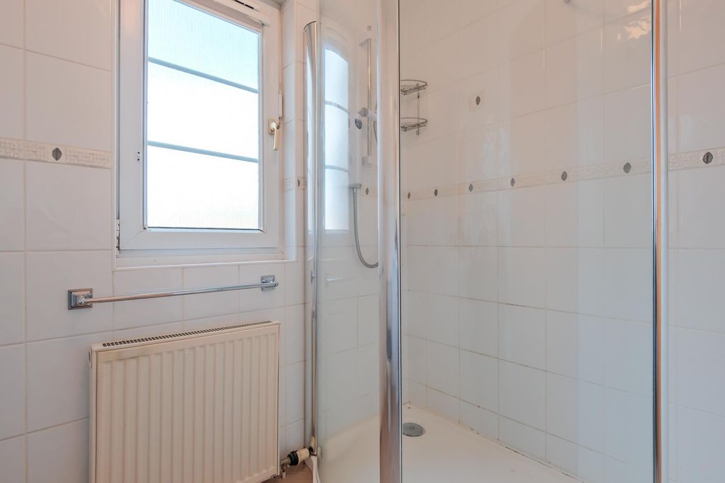 Additional image 7 of 2 bed flat to rent37/3, Market Road, Carluke ML8