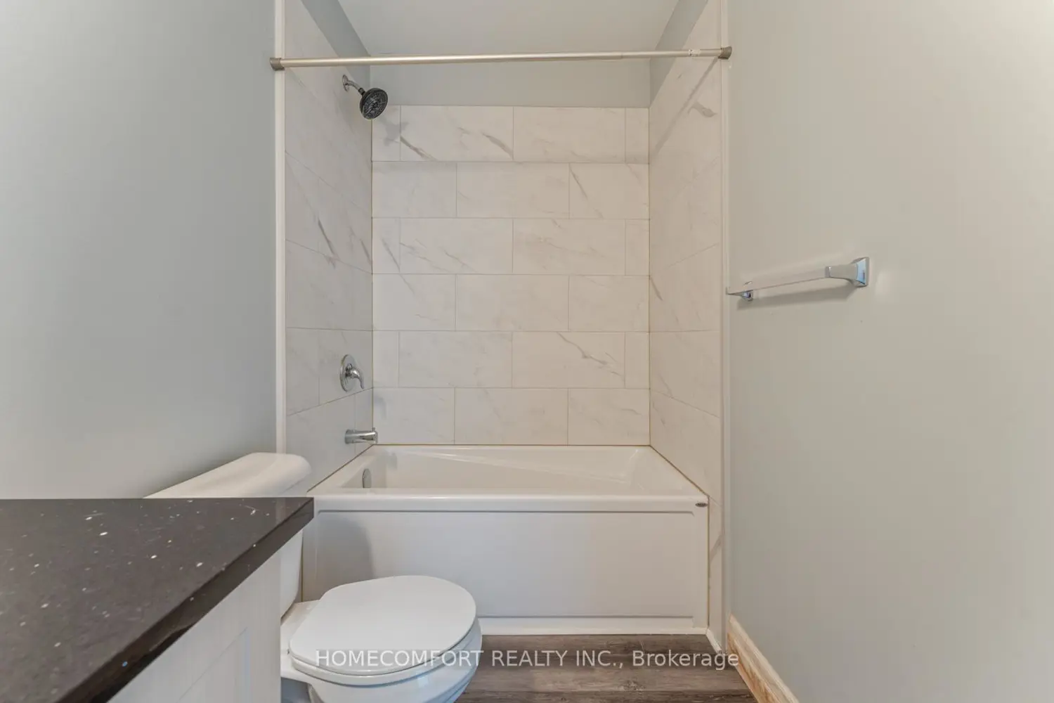 Additional image 18 of 501 Frontenac Street 418