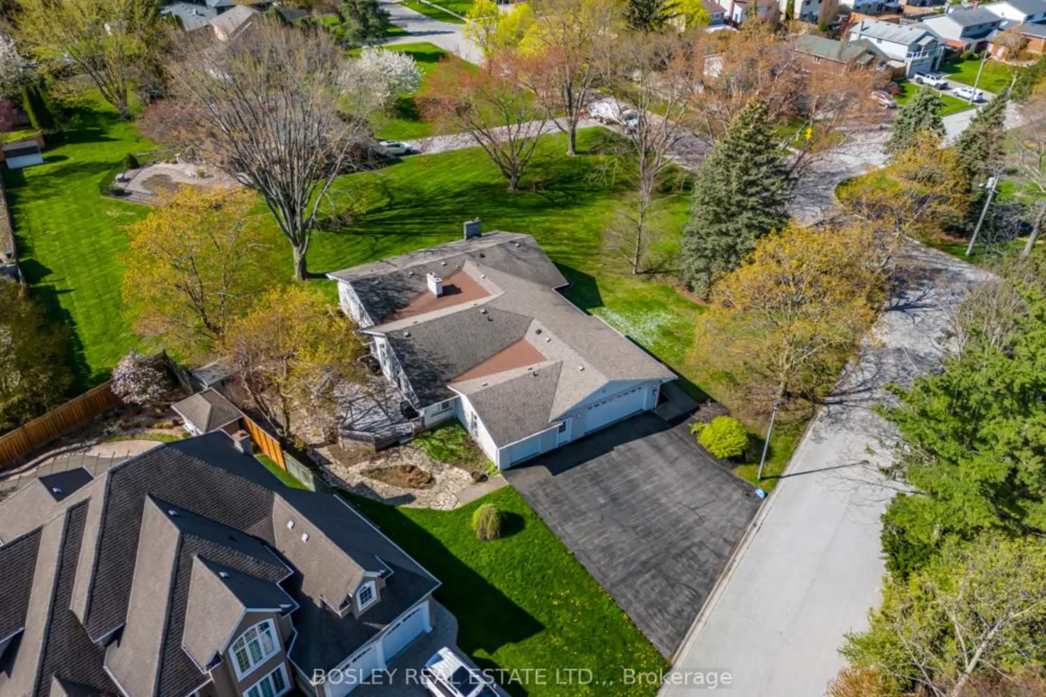 Additional image 11 of 720 Lake Street