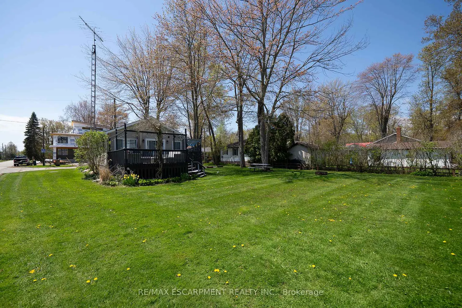 Additional image 17 of 21 Ferris Street