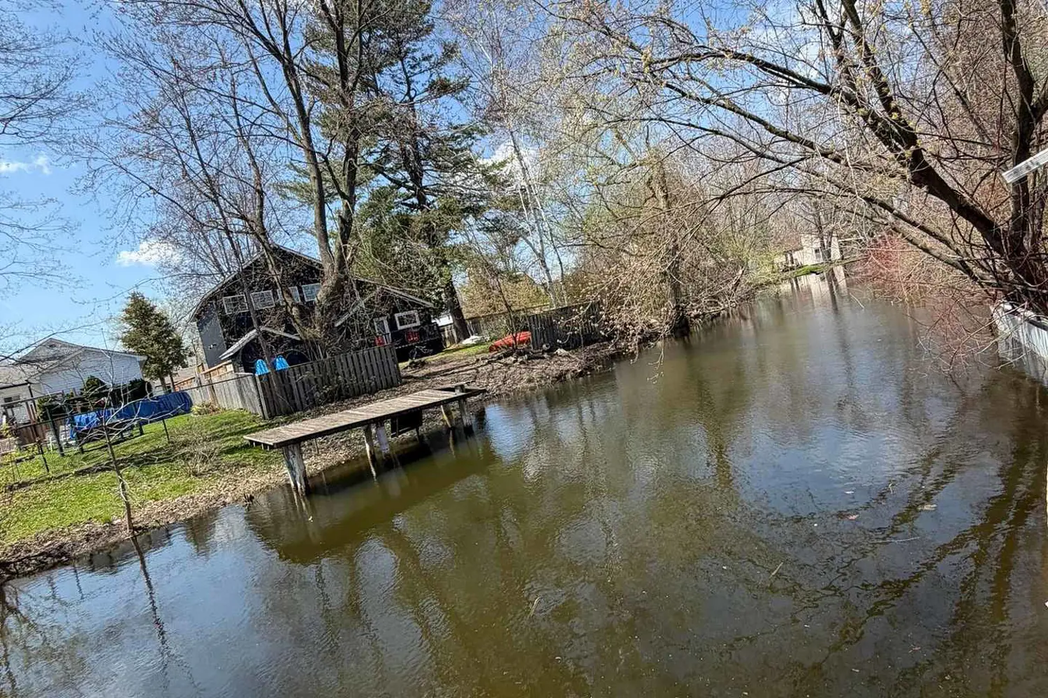 27 Waterbend Drive photo 3