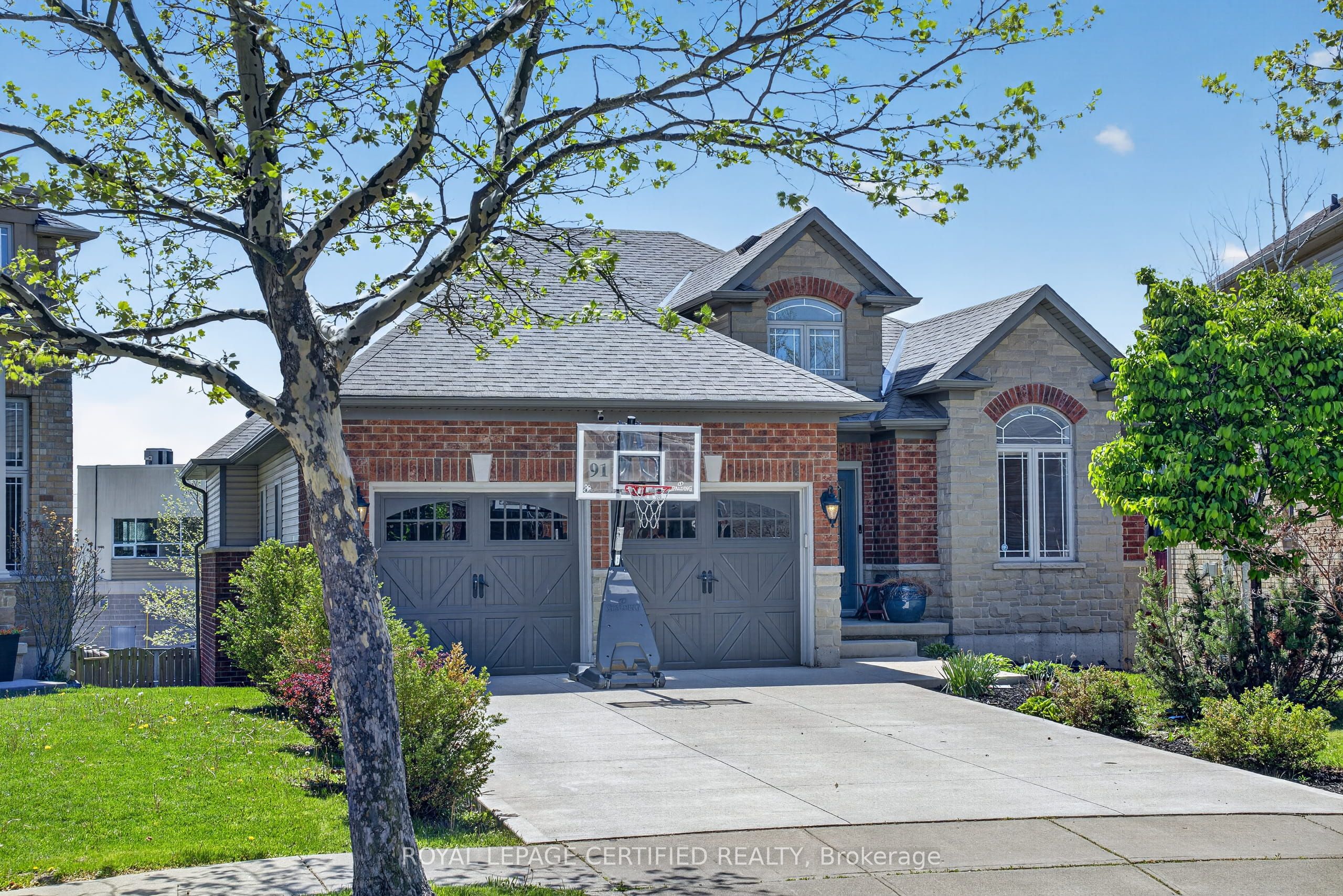 Additional image 2 of 91 Candlewood Drive, Hamilton, ON, L8J 0A3