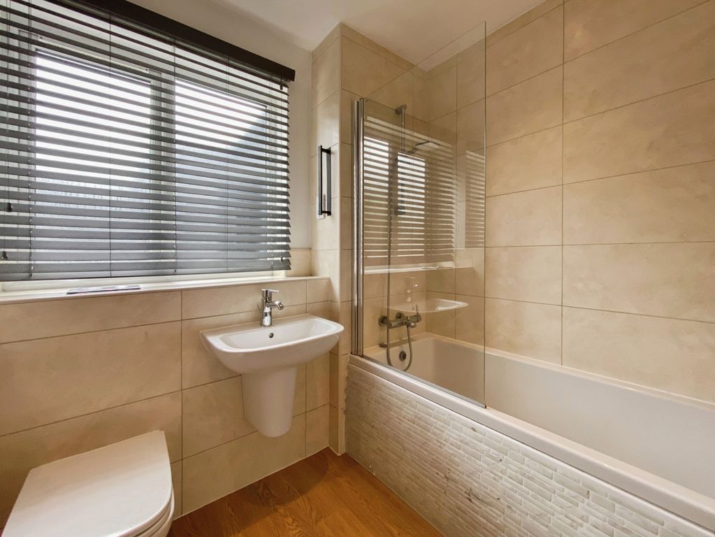 Additional image 5 of 3 bed flat to rentCrown Road, Weston, Bath BA1
