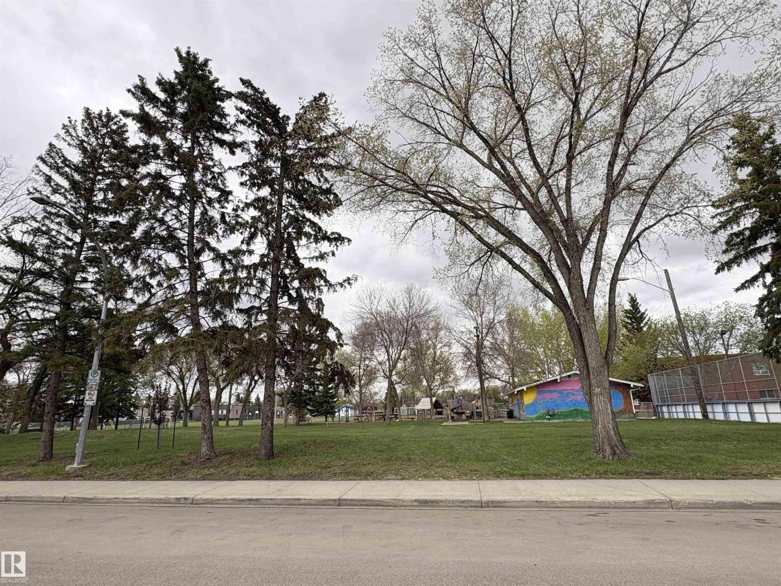 Additional image 2 of 11314 78 Avenue NW, Edmonton, AB, T6G0H3