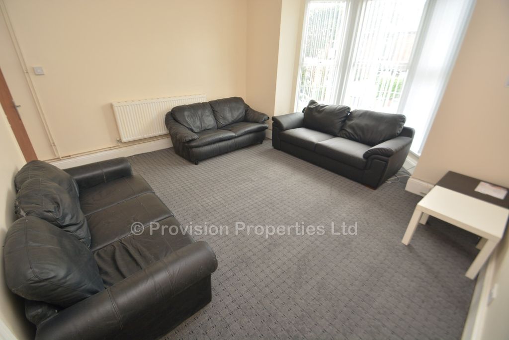 Additional image 7 of 6 bed terraced house to rentEbor Place, Hyde Park, Leeds LS6
