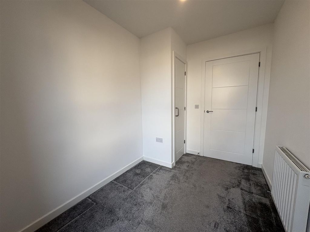 Additional image 13 of 3 bed property to rentLapwing Drive, Perth PH1