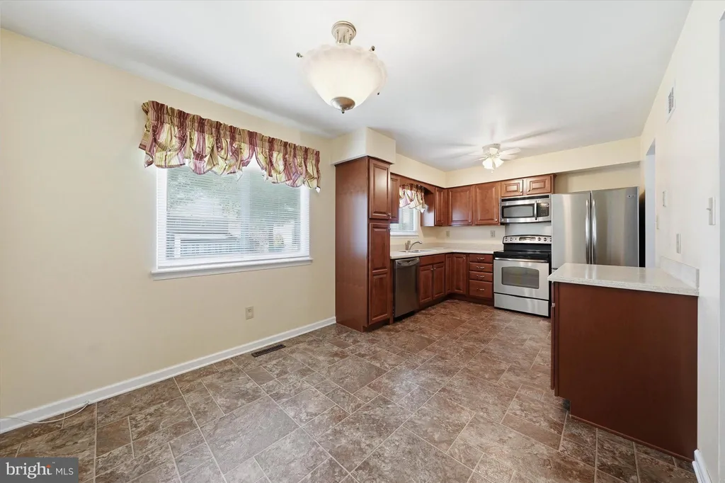 Additional image 7 of 124 Estes Court, Newark, DE 19702