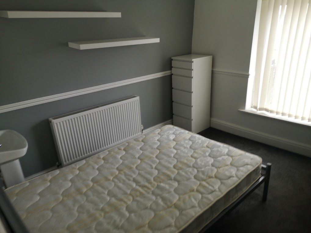 Additional image 4 of 8 bed terraced house to rentUplands Crescent, Swansea SA2