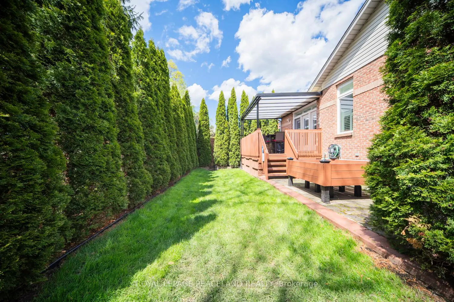 Additional image 17 of 5595 Drummond Road 11