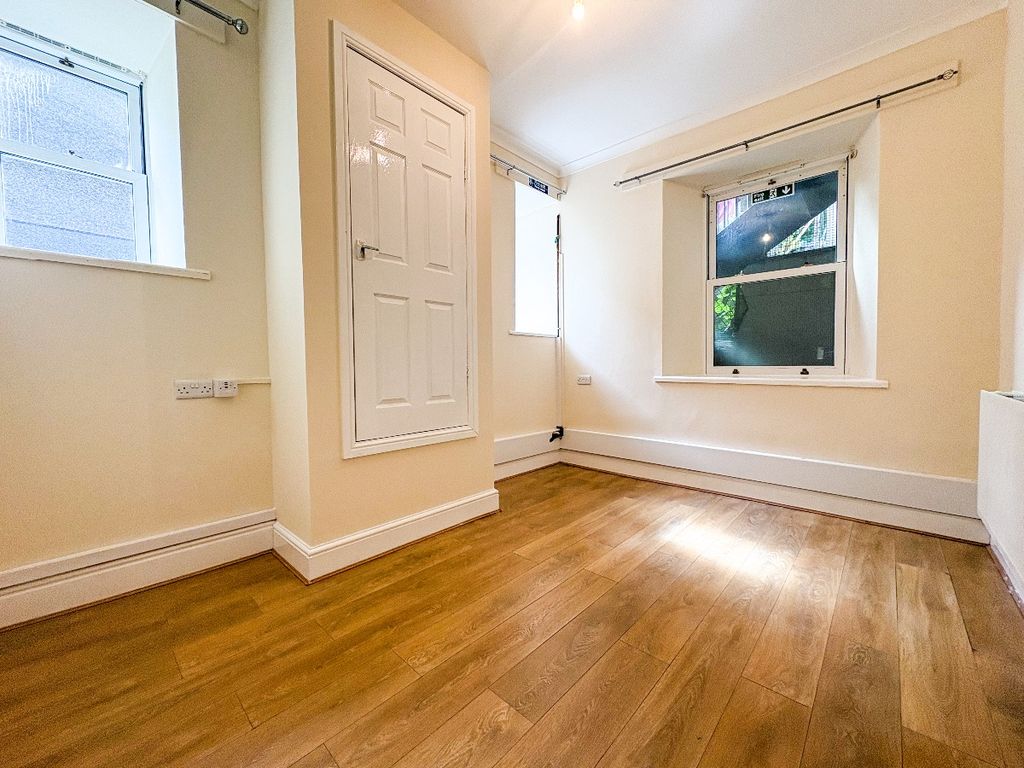 Additional image 4 of 1 bed flat to rentChurch Street, Ebbw Vale NP23