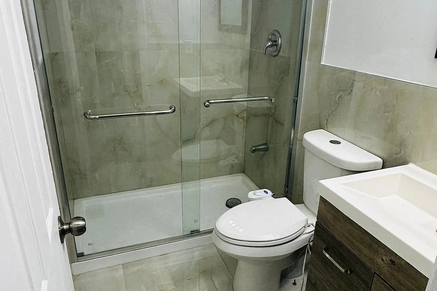 Additional image 10 of 9 Horatio Court