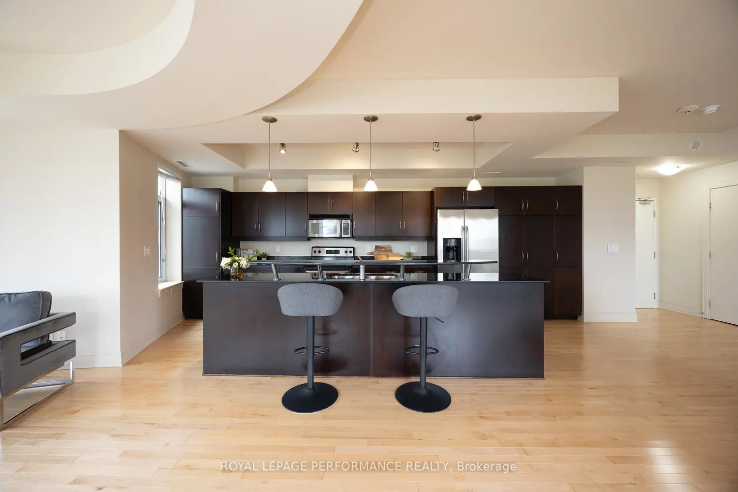 Additional image 3 of 95 Bronson Avenue 1006