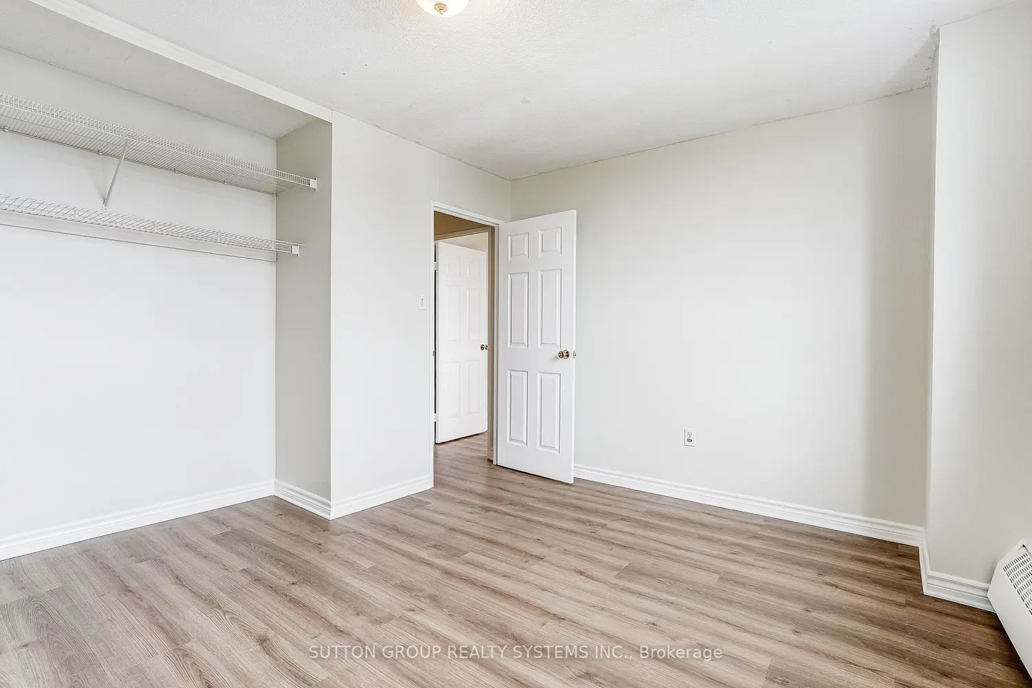 Additional image 15 of 1100 Caven Street 1211