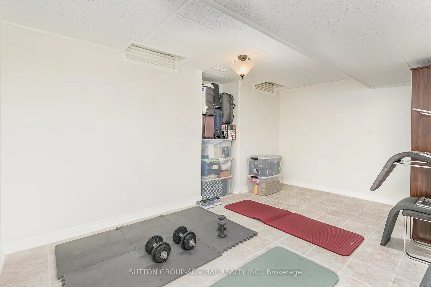 Additional image 5 of 2225 Amberglen Court