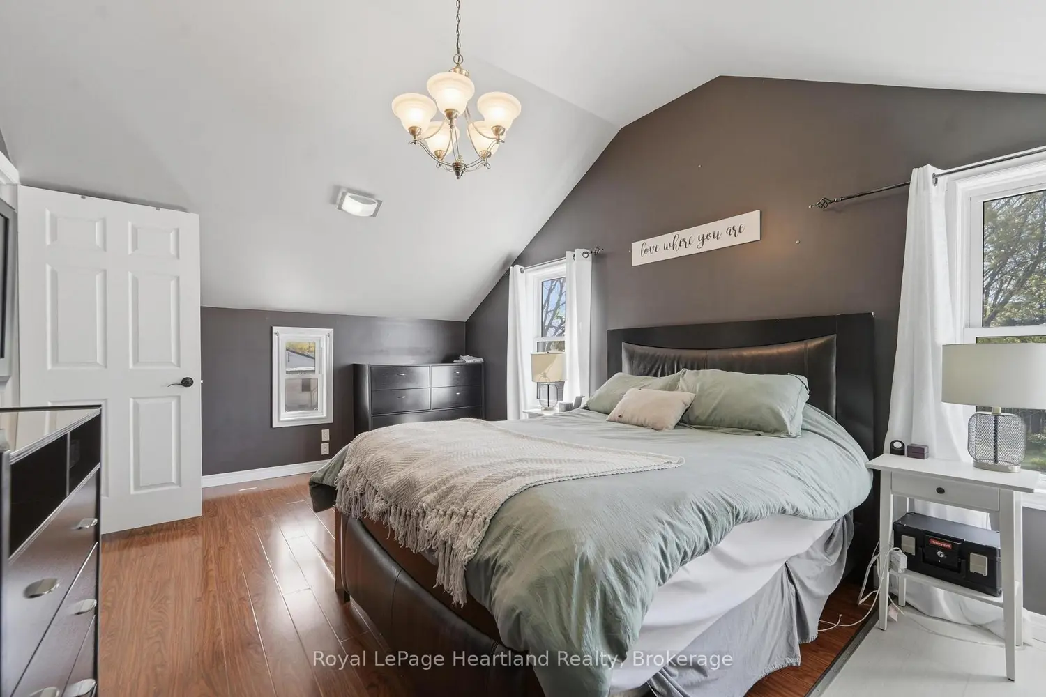 Additional image 8 of 128 Eldon Street