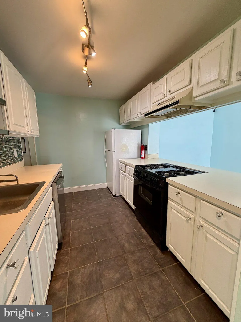 Additional image 7 of 401 Waters Edge Drive, Newark, DE 19702