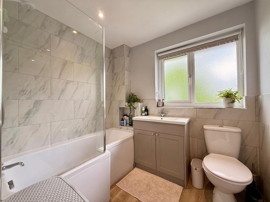 Additional image 19 of 5 bed detached house to rentTeme Avenue, Malvern WR14