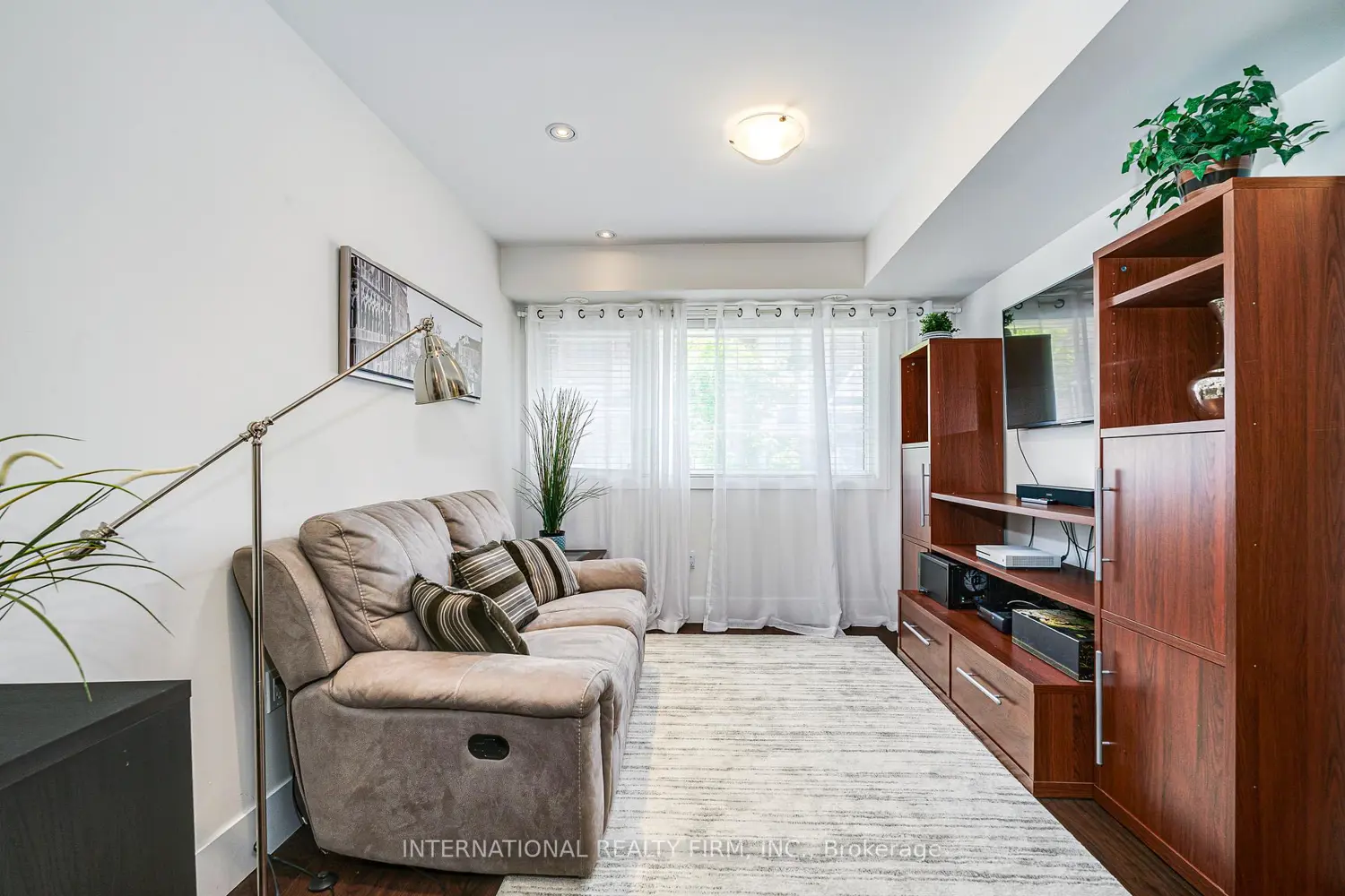 Additional image 15 of 46 Allegranza Avenue