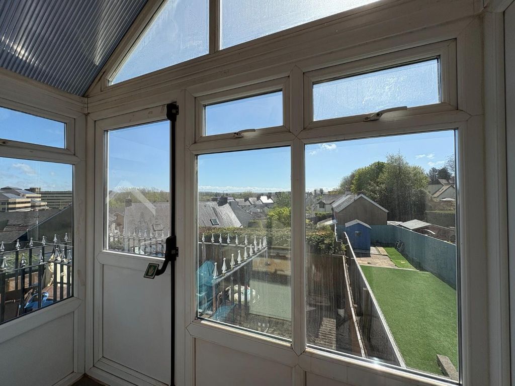 Additional image 13 of 2 bed flat to rentNewcastle Hill, Bridgend CF31