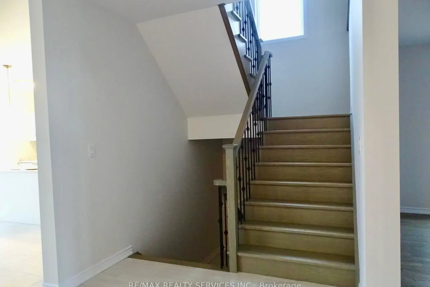 Additional image 8 of 204 Bethune Avenue