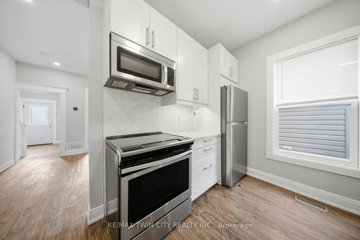 Additional image 7 of 76 Grey Street